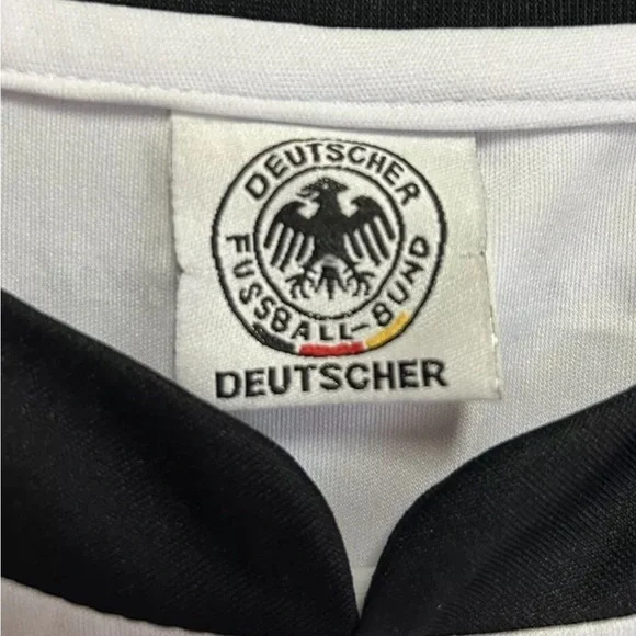 Deutscher Fussball-bund Soccer Jersey Size Large Podolski #20 2010 World Cup - Picture 6 of 7